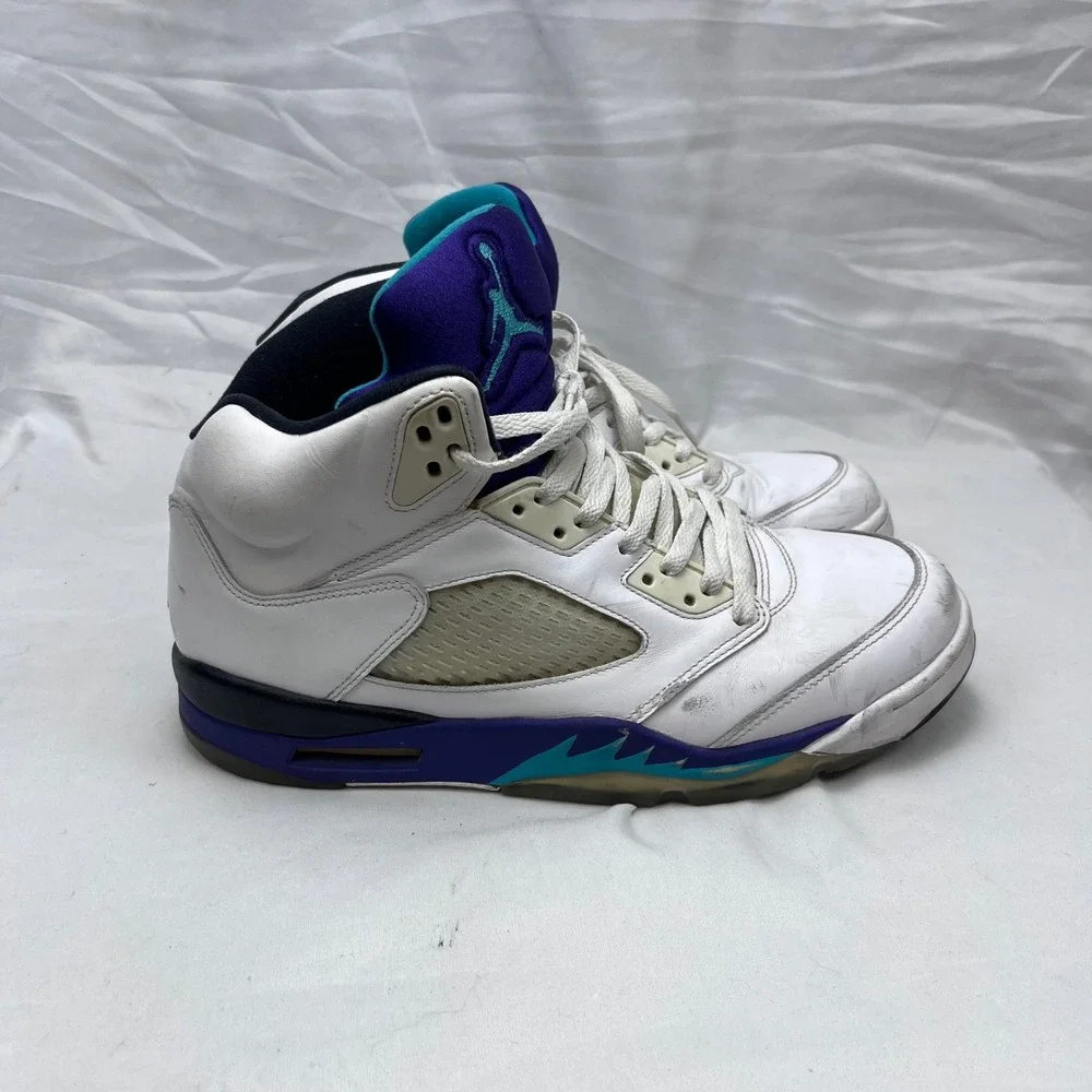 Jordan Retro 5 Grape Basketball White Emerald Grape Ice Sneakers 136027-108
